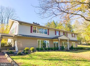 98 Ealer Hill Rd, Kintnersville, PA 18930