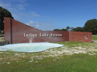 6 Valencia Dr, Lake Wales, FL 33855