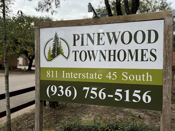 Pinewood Townhomes