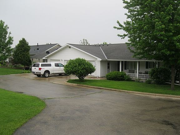 4th image of 700/702/704/706 14th Ave