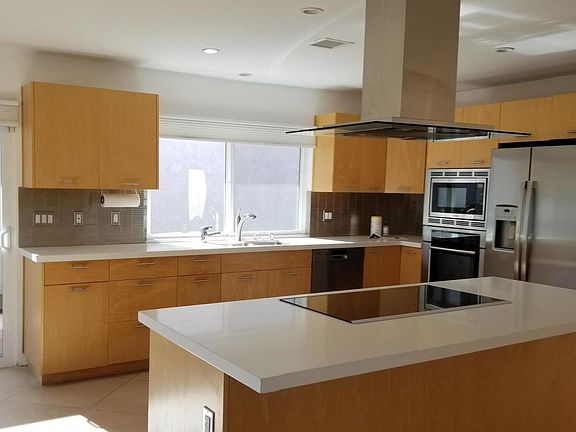 2nd image of 2392 Topsail Cir
