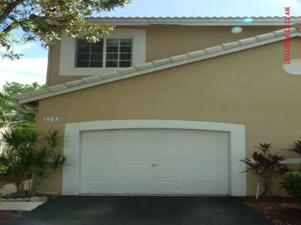 2244 Salerno Cir, Fort Lauderdale, FL 33327