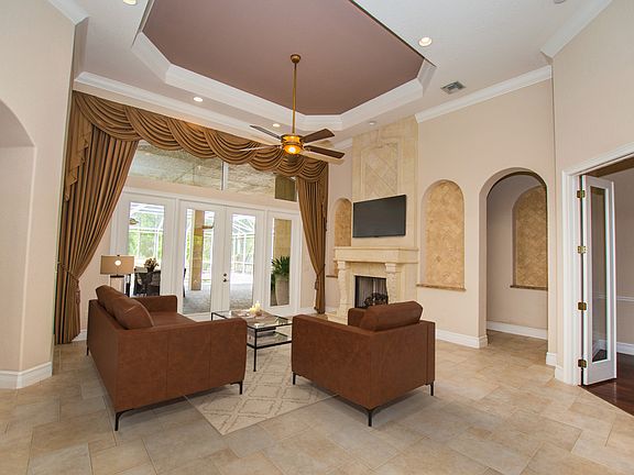3rd image of 35619 High Pines Dr