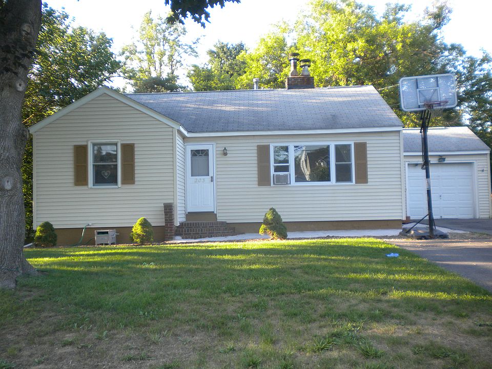 1st image of 203 Laursen Dr