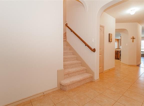 5th image of 2213 Frosted Willow Ln