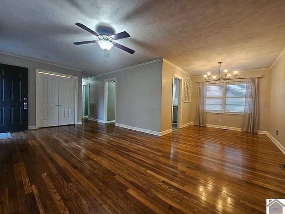 2nd image of 1202 Vine St