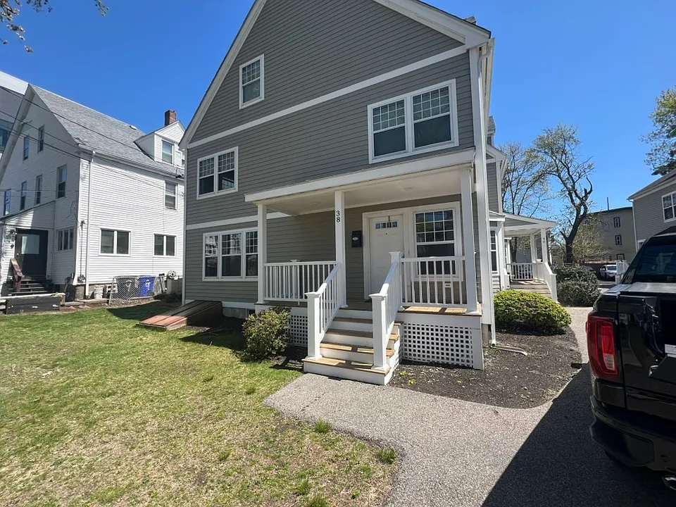 38 Westford St #38