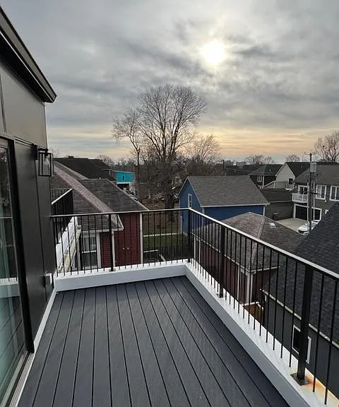 2056 N Park Ave — Photo 23