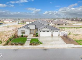 8713 Kenwick St, Bakersfield, CA 93314