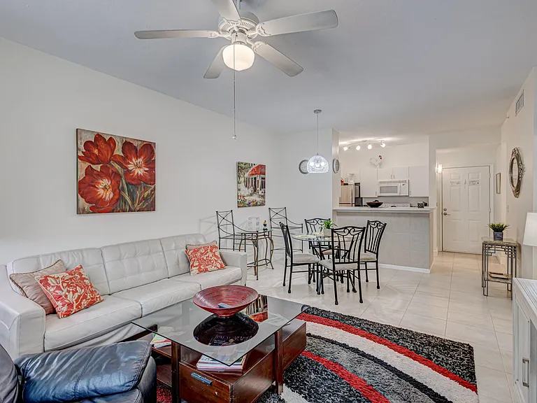630 Sapodilla Ave #112 — Photo 10