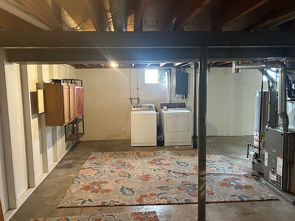 5th image of 515 Yale Blvd