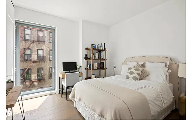 Rented by Douglas Elliman | media 7