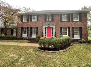 1817 Newburyport Rd, Chesterfield, MO 63005