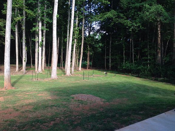 4th image of 1232 Lancashire Dr
