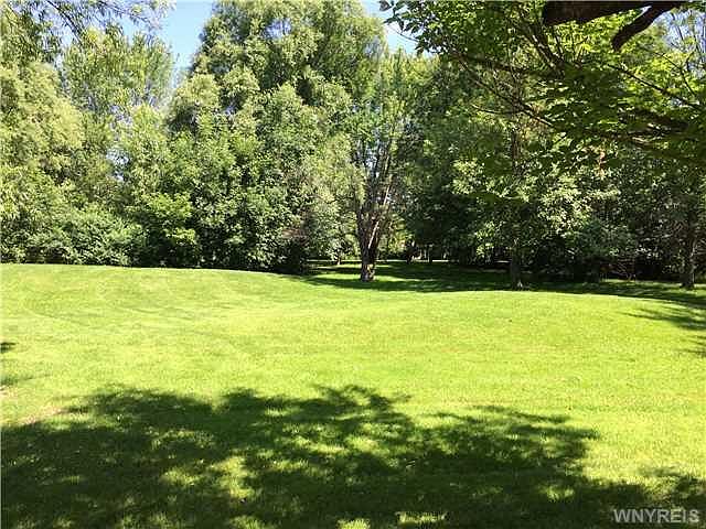 1st image of 38 Hidden Pond Ln