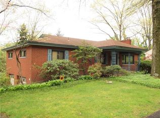 1930 Hampstead Dr, Pittsburgh, PA 15235