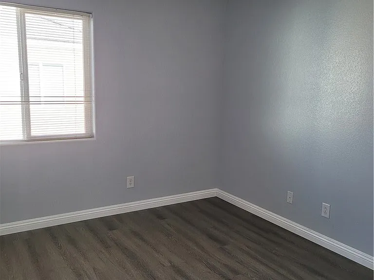 10564 Moultrie Ave — Photo 31