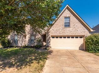 9768 Crape Myrtle Dr W, Olive Branch, MS 38654