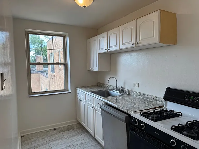 5506 Fifth Avenue — Photo 30