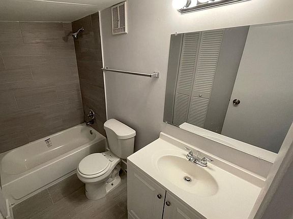 3rd image of 17485 NW 67th Ct