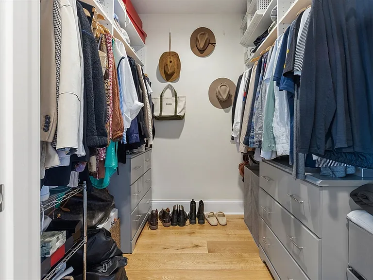 380 Bunker Hill St #210 — Photo 17