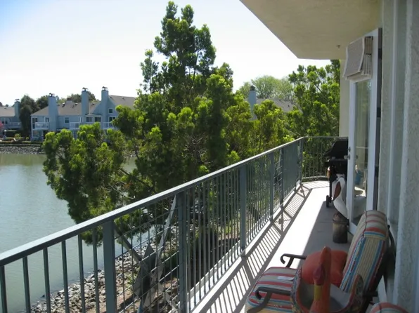 1000 Davit Ln Unit 130, Redwood City, CA 94065