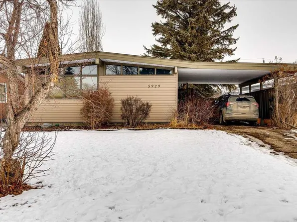 5929 W Park Cres, Red Deer, AB T4N 1E9