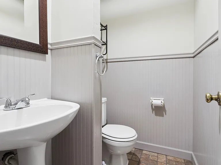 85 Hopkins St — Photo 12