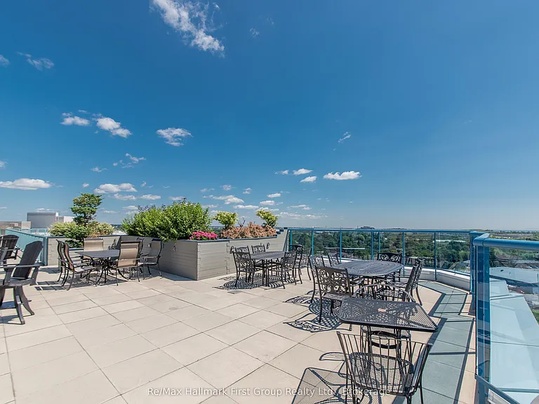 340 Watson St W #416 — Photo 29