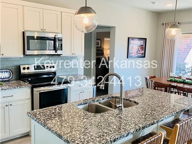 438 N Otoe St — Photo 6
