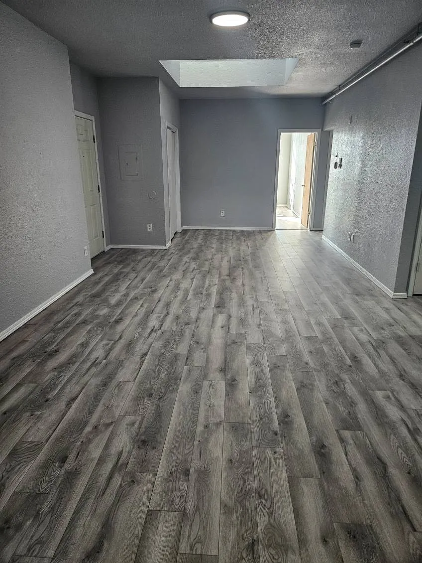 2 bed, 750 sqft, $1,300 — Photo 3