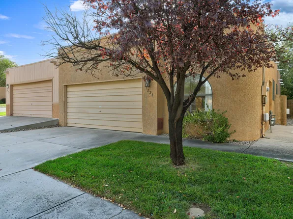 7228 Canary Ln NE, Albuquerque, NM 87109