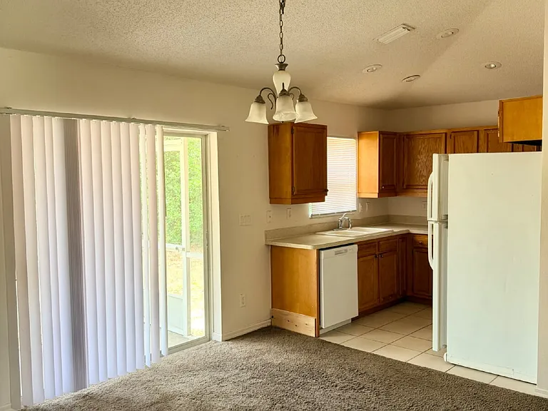 2380 Summerfield Ave — Photo 7