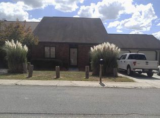 241 Leisure Lake Dr, Warner Robins, GA 31088