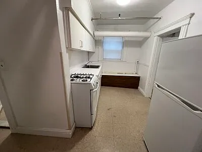 Studio, $1,750 — Photo 4