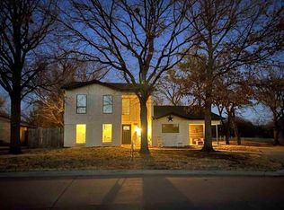 207 NW 74th St, Lawton, OK 73505