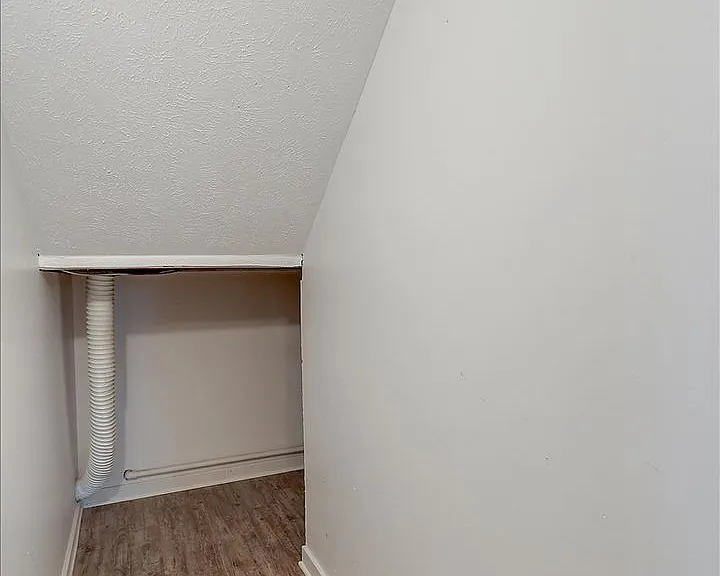 221 Brendalwood Blvd — Photo 17