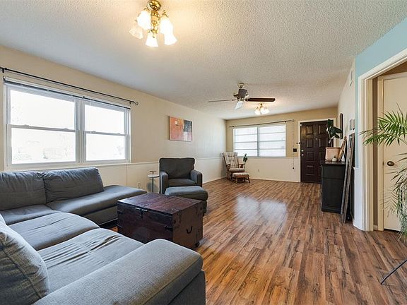 3rd image of 3507 N Peniel Ave