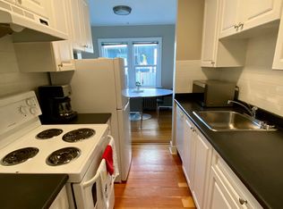 1045 W 11th Ave N #D96B0B35B, Vancouver, BC V6H1K2