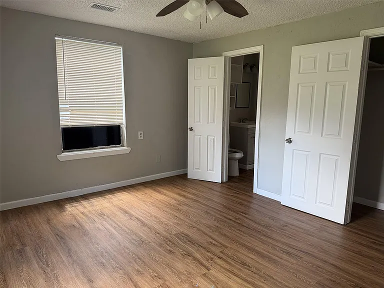 9084 Peggy Dr — Photo 10