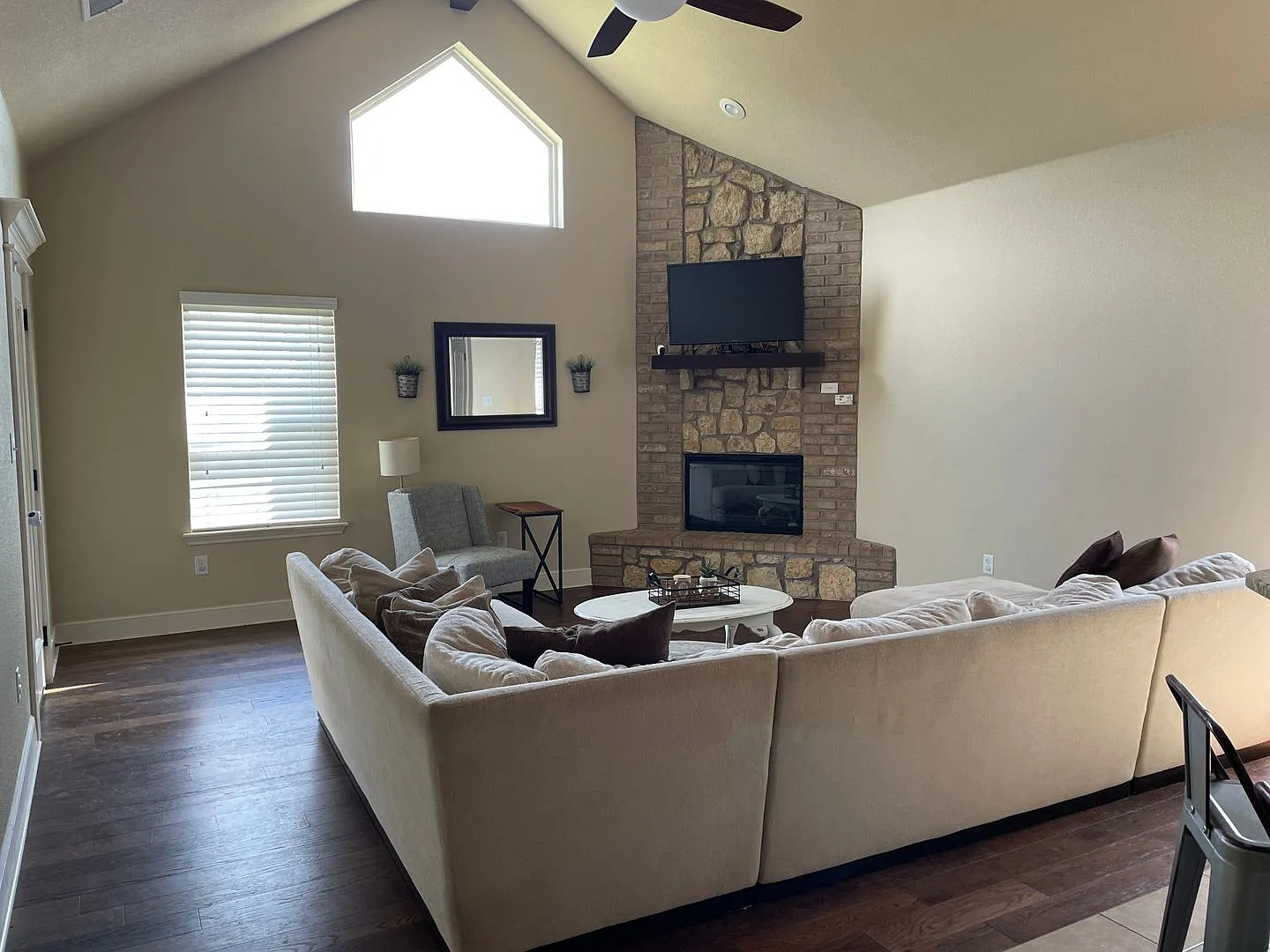 Wylie 3/2/2 — Photo 2