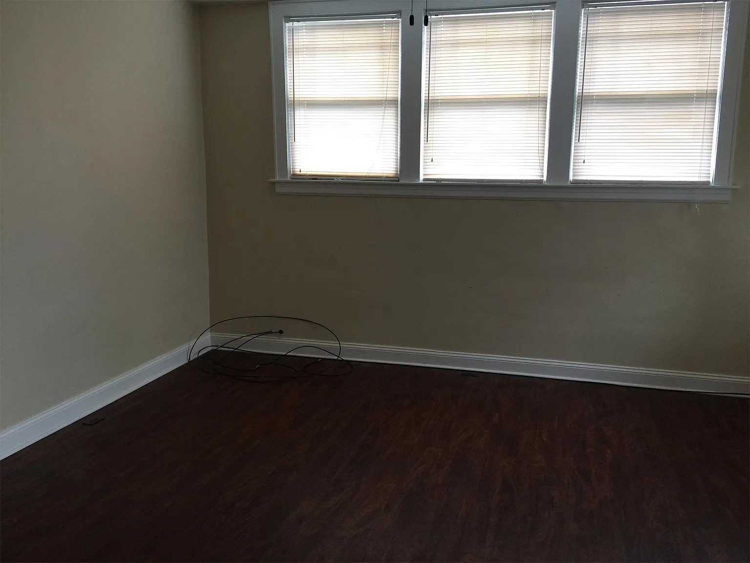 1012-1014 10th Street, Huntington, WV 25701 - 1012 Apt 1 — Photo 4