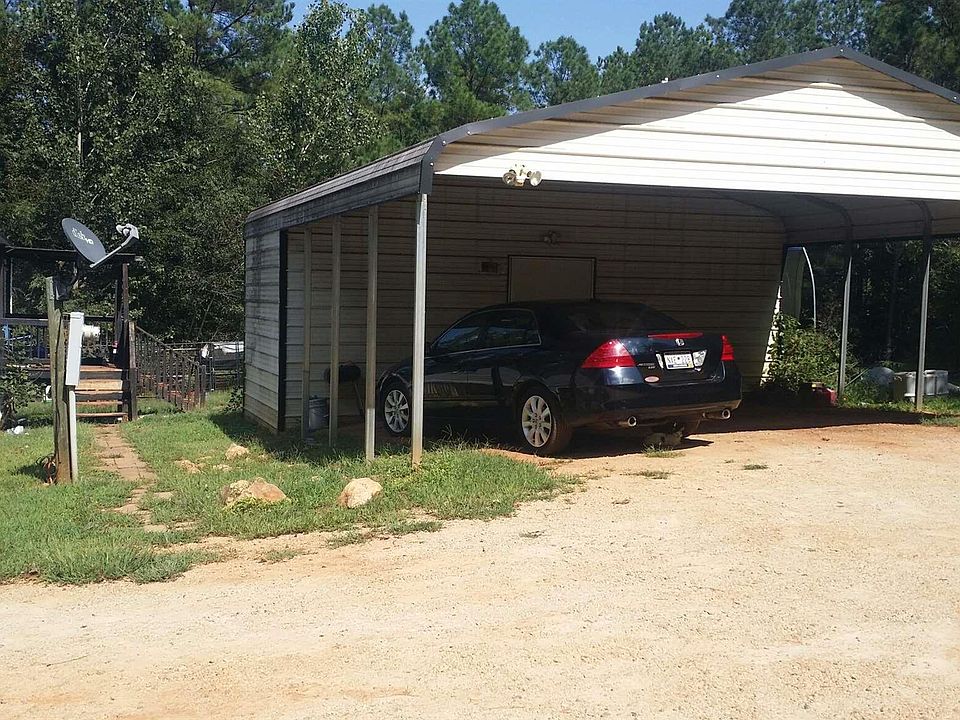 2nd image of 660 Hill Trace Rd
