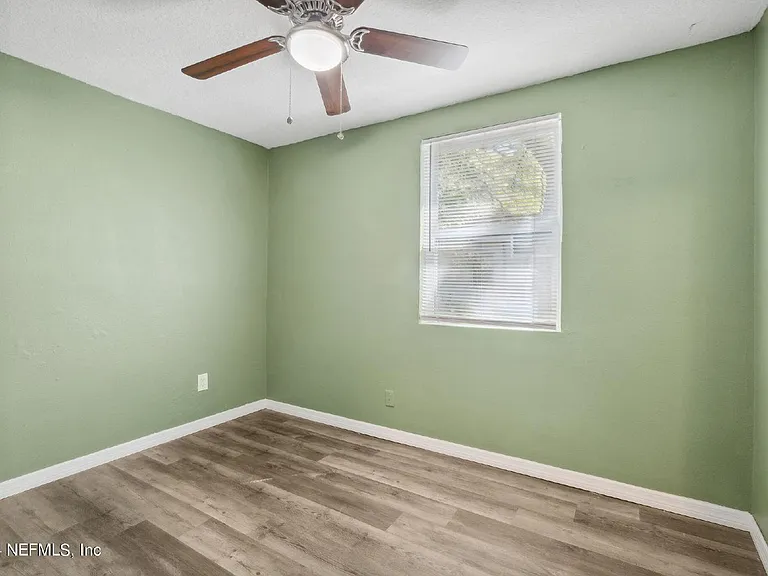 4044 Hunter Cir — Photo 10