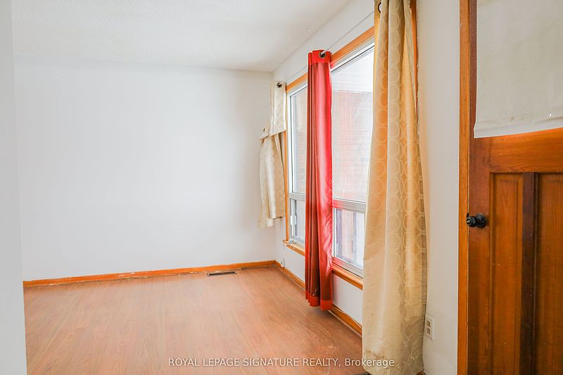 Brampton House for rent - 3 Bedrooms — photo 2