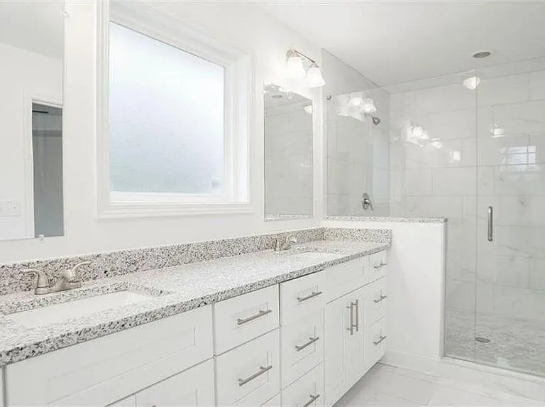 722 Rose Palm Ln — Photo 10