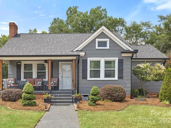 305 E Marion St, Kershaw, SC 29067