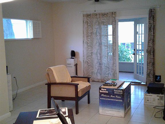 5th image of 6998 Woodlake Dr