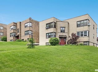 1302 20th St, Rock Island, IL 61201