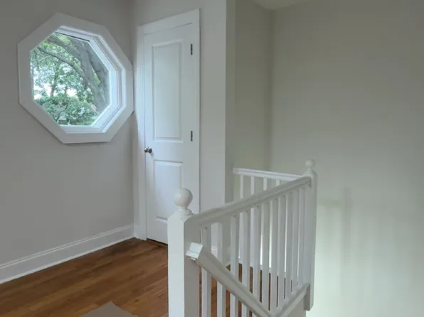 (undisclosed Address), Oakland Gardens, NY 11364